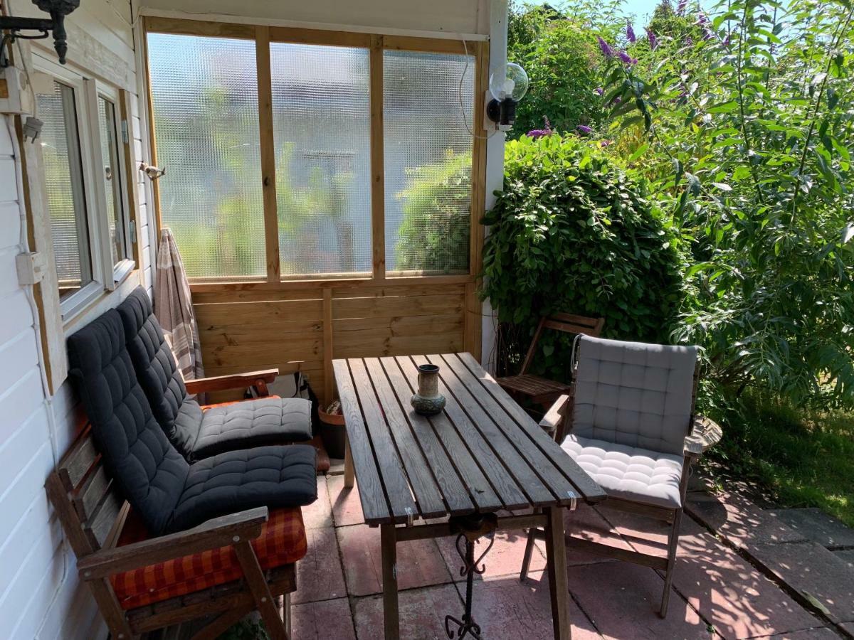 Private House Parking Garden Sea Nature Malmo Bagian luar foto
